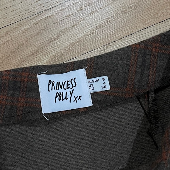 Princess Polly Mini Skirt - Black and Pink - Picture 3 of 3